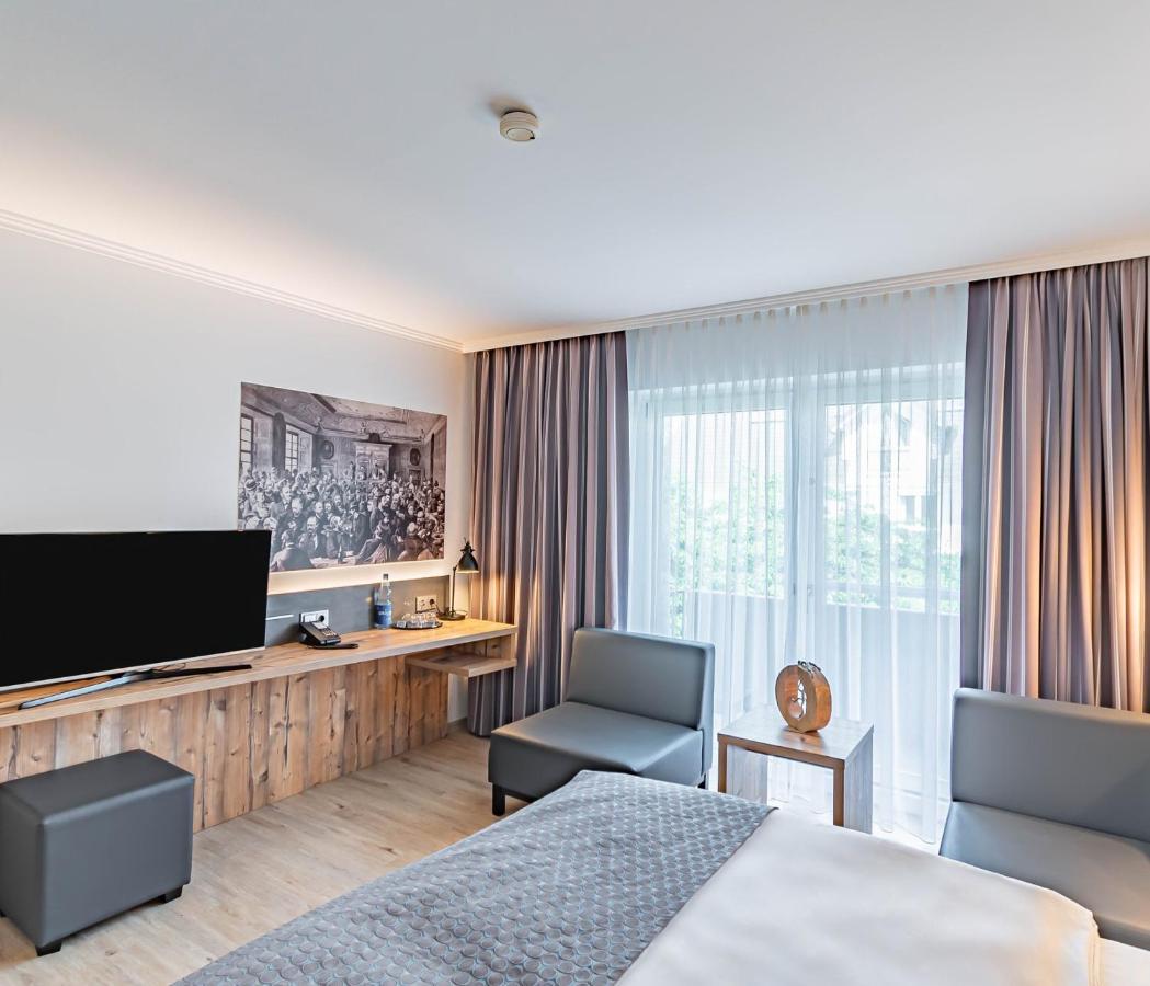 Parkhotel Sonnenberg Eltville am Rhein Exteriör bild